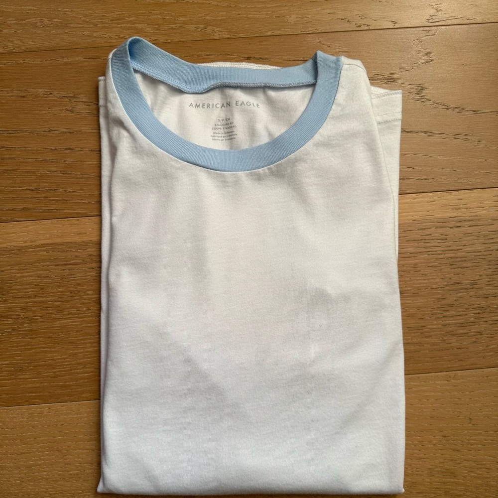 American Eagle White and Blue Ringer Tee